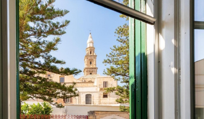 View of the Cathedral Aparment near the beach