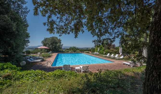 Il Chiostro, Free parking, swimming pool, tennis court