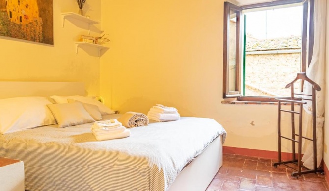 Il segreto di Agnaresi, King size bed MONTEPULCIANO