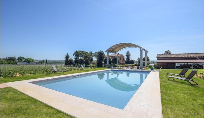 Nice home in Montepulciano with Outdoor swimming pool, WiFi and 1 Bedrooms