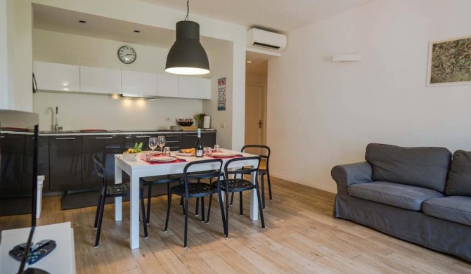 Scimiscià 2-bedroom Apartment with AC
