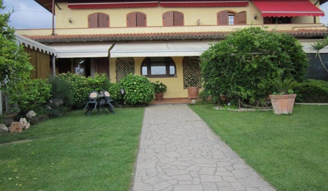 La Casa Gialla