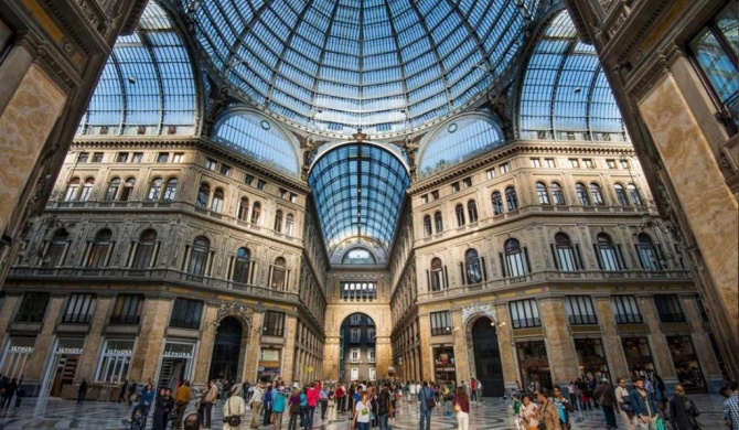 Galleria Umberto I Luxury Apartment