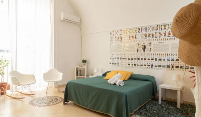 Neapolitan style apartment