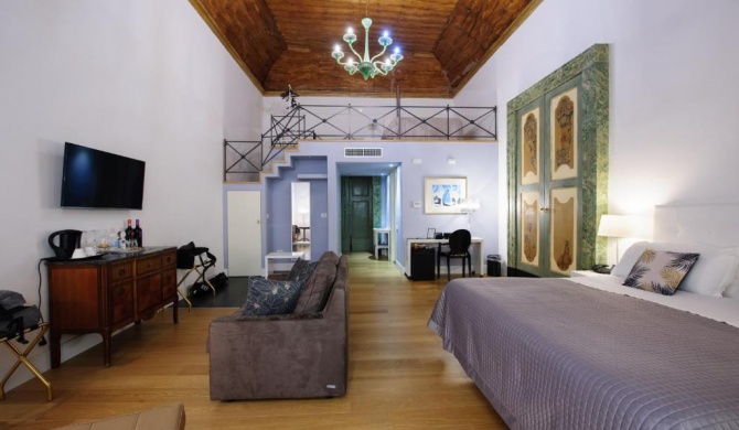 Santa Chiara Boutique Hotel